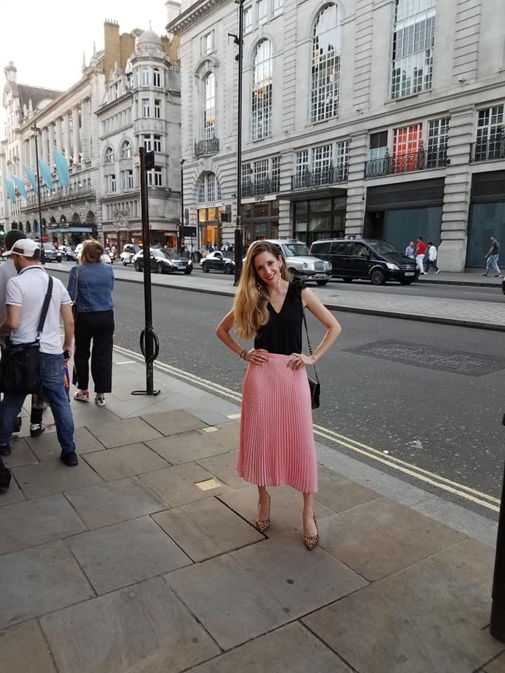 Piccadilly Circus fashion bug 